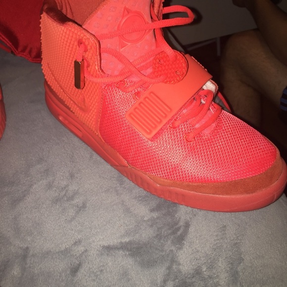 Nike air yeezy 2 red October - Picture 2 of 5
